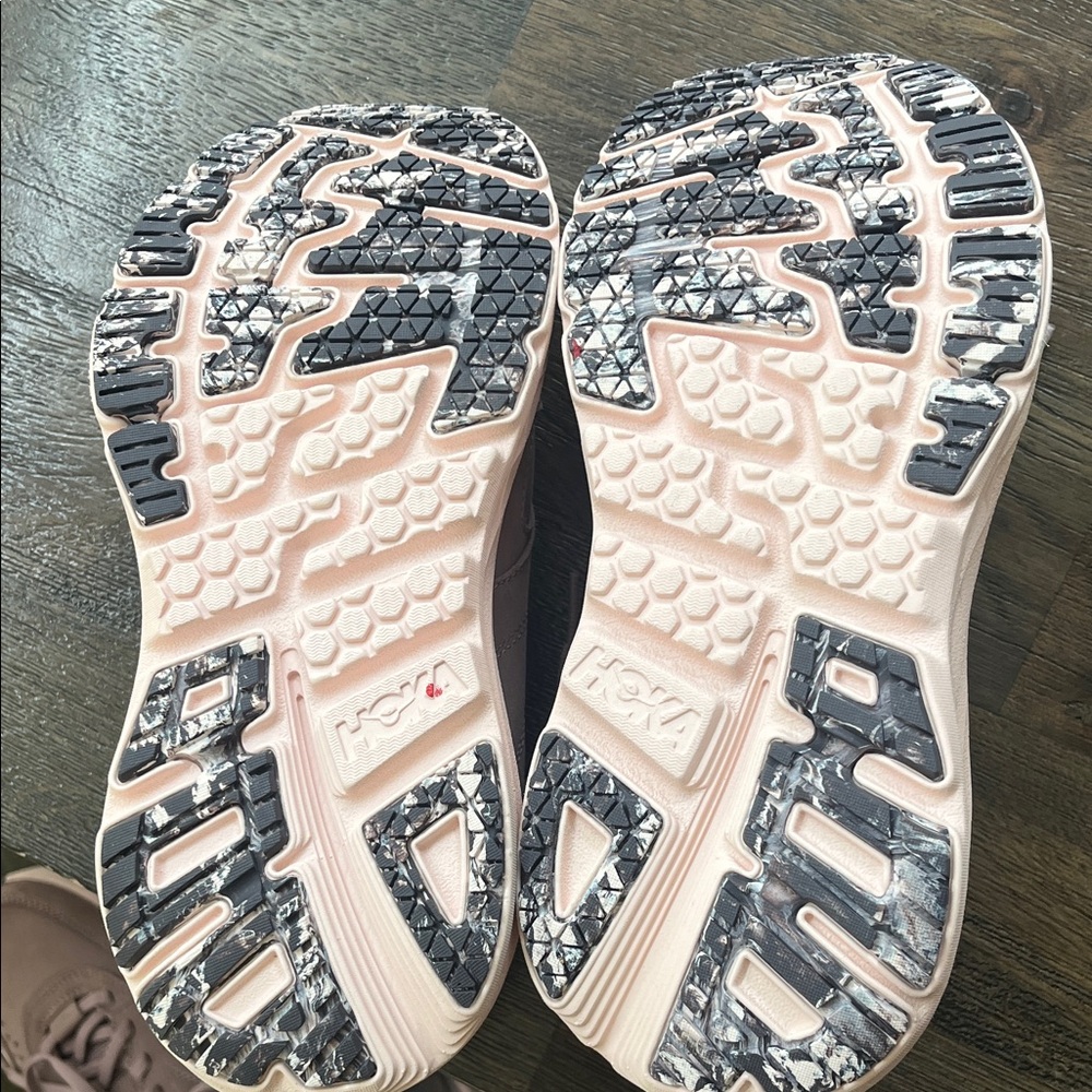 Hoka Vibrant Bloom Free People Anthropologie Collab NWOT - Picture 2 of 5